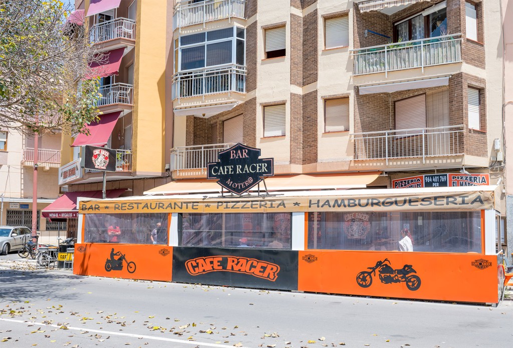 Café Racer Biker Bar
